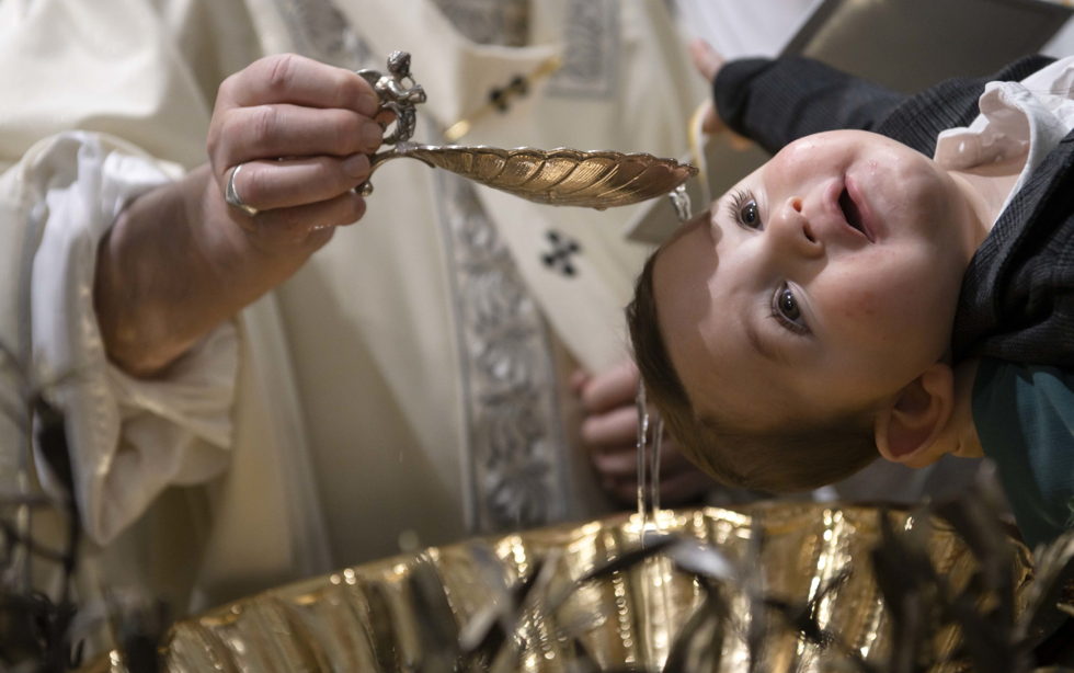 Necesitamos la vida social y la vida sacramental
