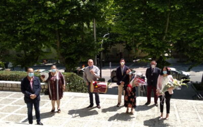 La Hermandad del Rocío de Jaén se pasó por la parroquia de Cristo Rey