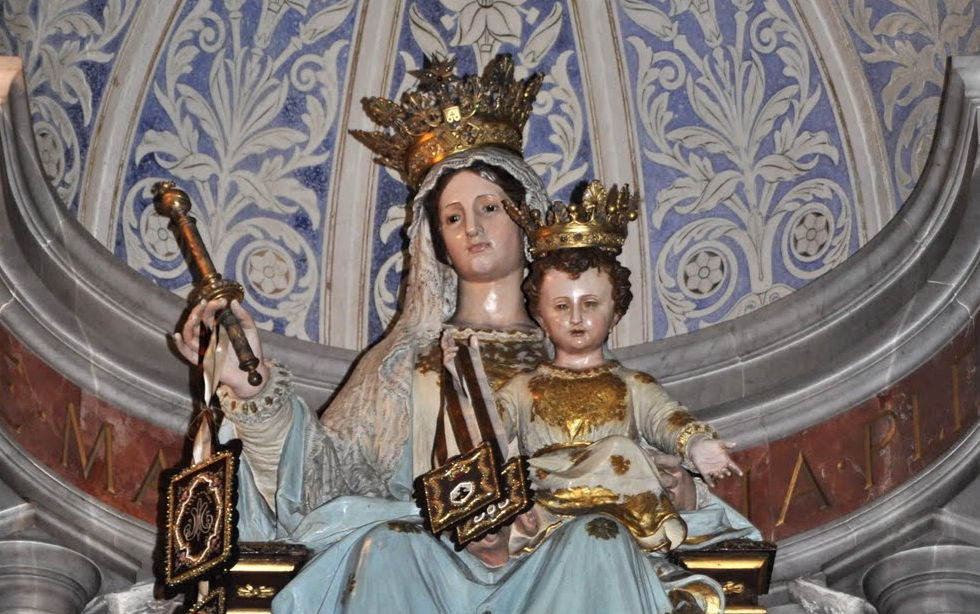 Oramos unidos, aunque no estemos juntos. 16 de julio. Sábado de la decimoquinta semana del Tiempo Ordinario. BVM del Monte Carmelo