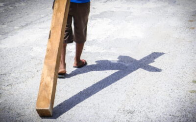 Oramos unidos, aunque no estemos juntos. 5 de agosto. Viernes de la decimoctava semana del Tiempo Ordinario