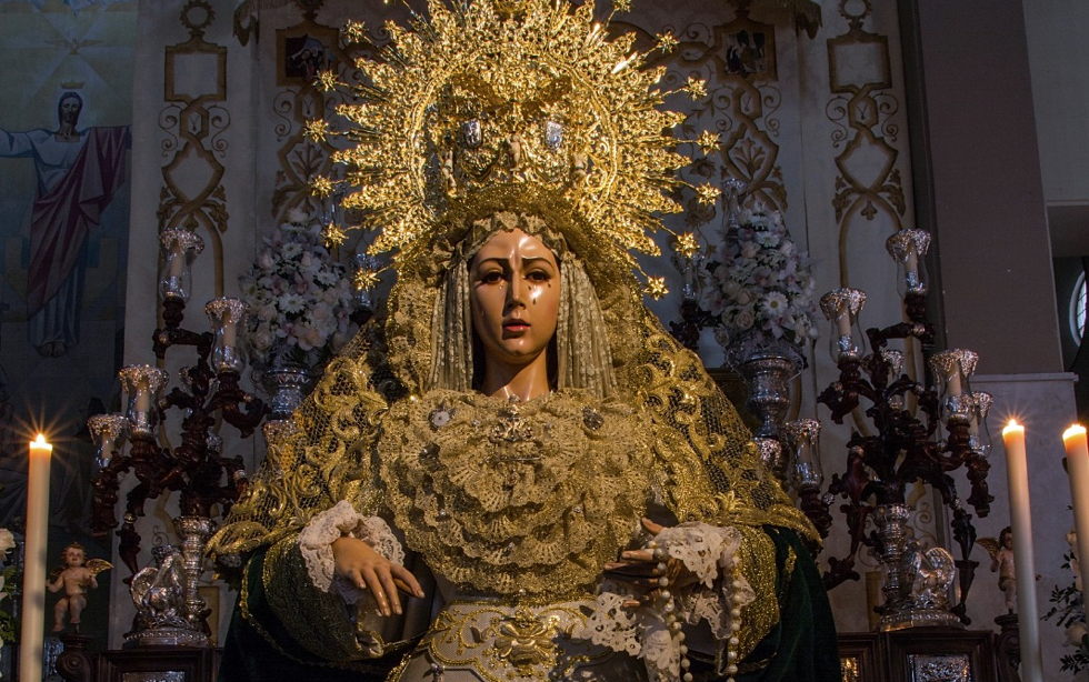 Veneración de la imagen de la Virgen de la Esperanza en la memoria del Dulce Nombre de María