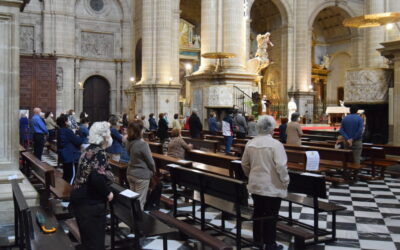 El obispado recomienda el uso de mascarilla en el interior de los templos para proteger a los vulnerables